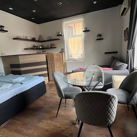 Smeraldo Apartmanok Шіофок Екстер'єр фото